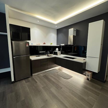 Mishal'S Homestay-Vista Bangi Studio Service Apartment Kajang Esterno foto